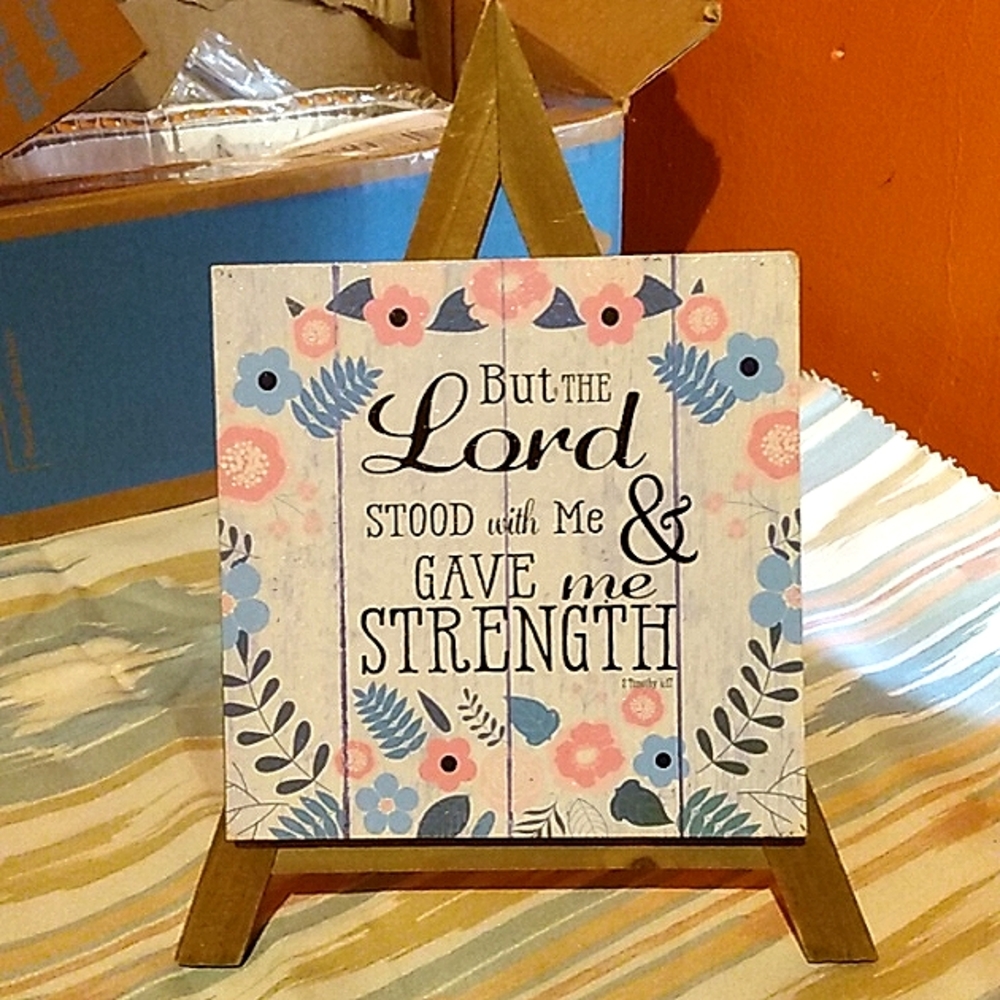 Decorative stand must add to a bundle.